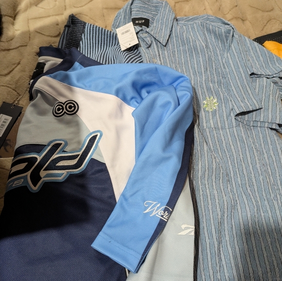 Bundle - Picture 5 of 7